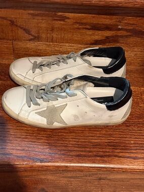 Authentic Golden Goose Superstar Size 37